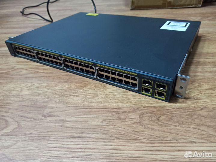 PoE коммутатор Cisco Catalyst ws-c2960-48pst-l