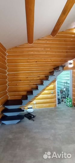Металлокаркас лестницы