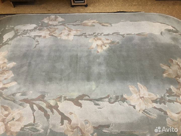 Ковер шерстяной