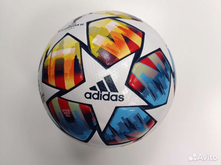 Футбольный мяч adidas СПБ