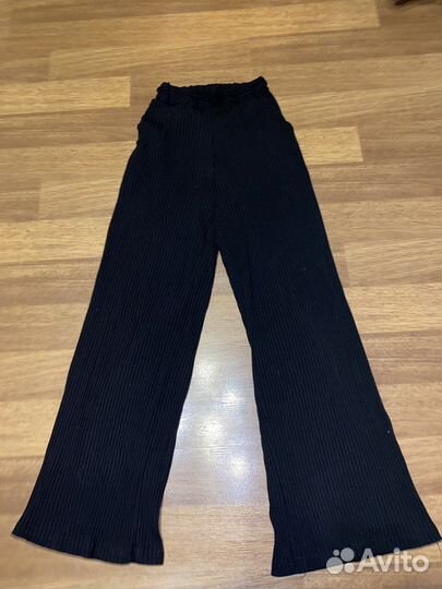 Штаны на резинке черные