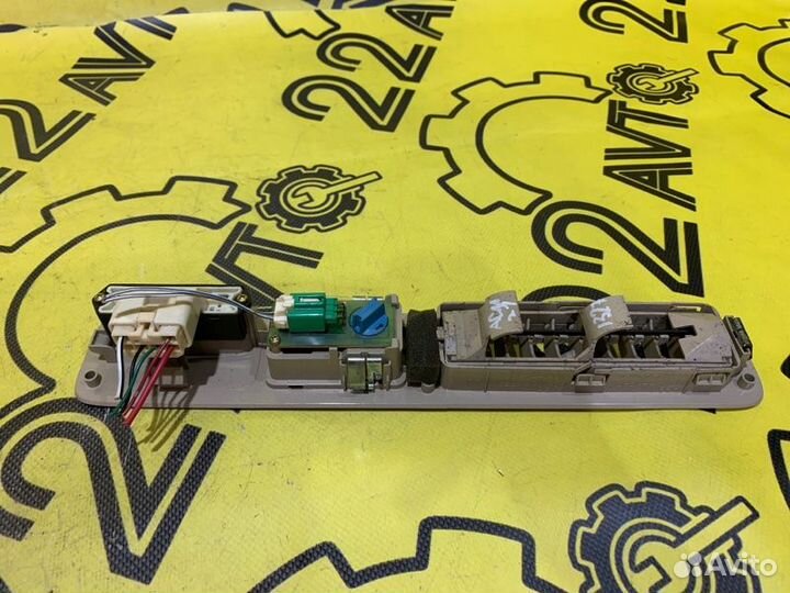 Блок управления климат-контролем задний Toyota