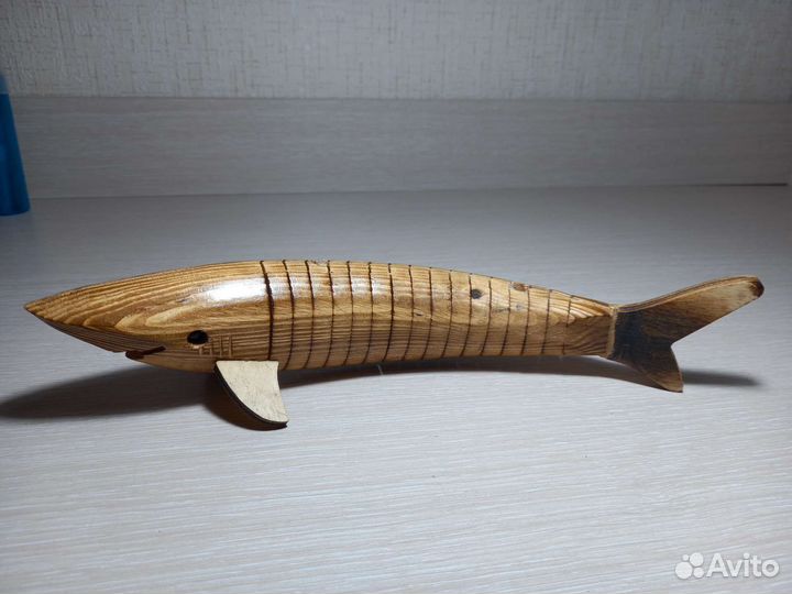 Деревянные статуэтки и фигурки