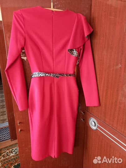 Платье женское