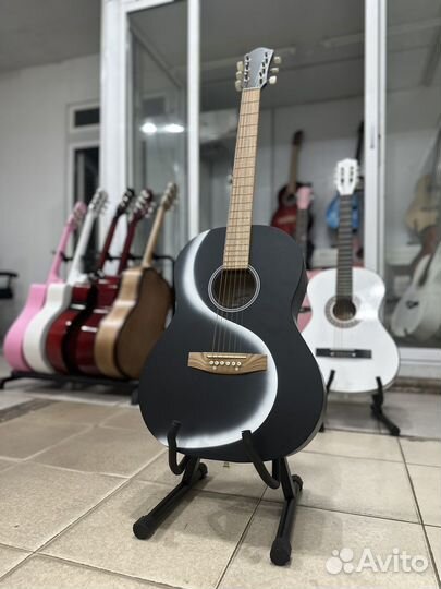 Акустическая / Классическая гитара Amistar премиум