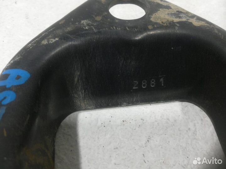 Кронштейн задней балки задний левый Opel Astra H