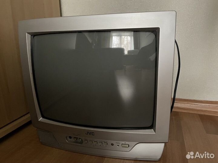 Телевизор б/у JVC