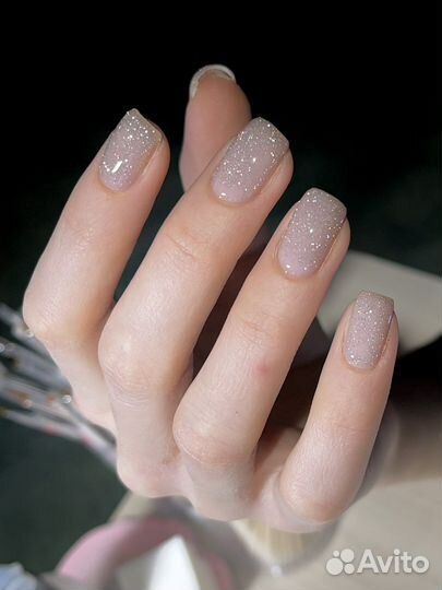 Мастер маникюра и педикюра