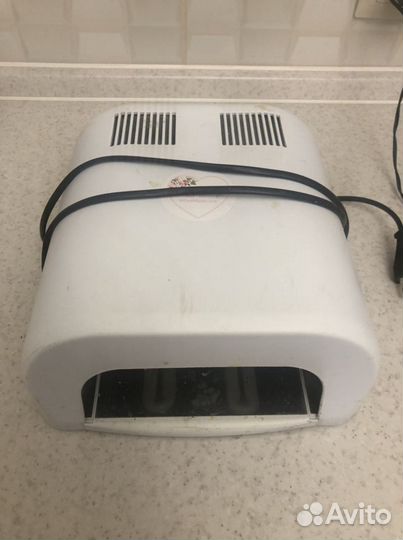 Лампа для маникюра