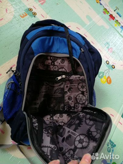 Школьный рюкзак