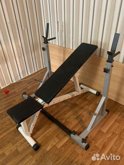 Скамья для жима со стойками и штангой бу,блины