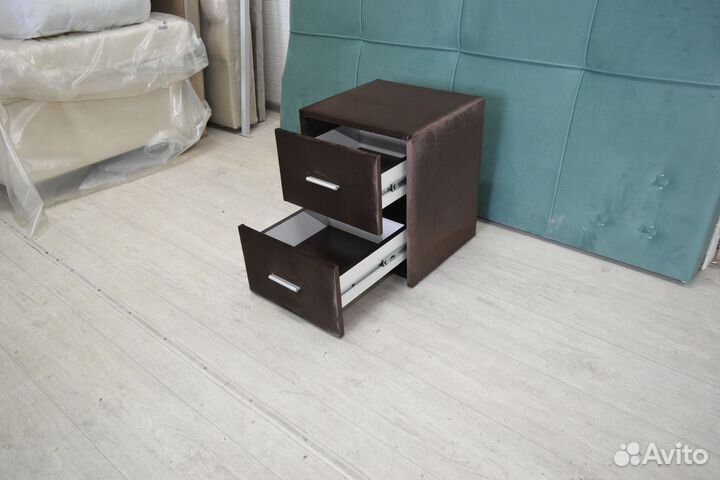 Тумба прикроватная