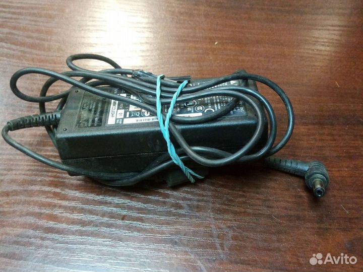 Блок питания для ноутбука Asus оригинальный