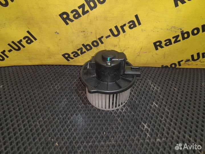 Моторчик печки Джили MK