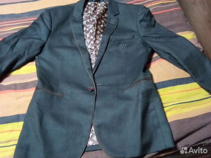 Пиджак на мальчика 44-46
