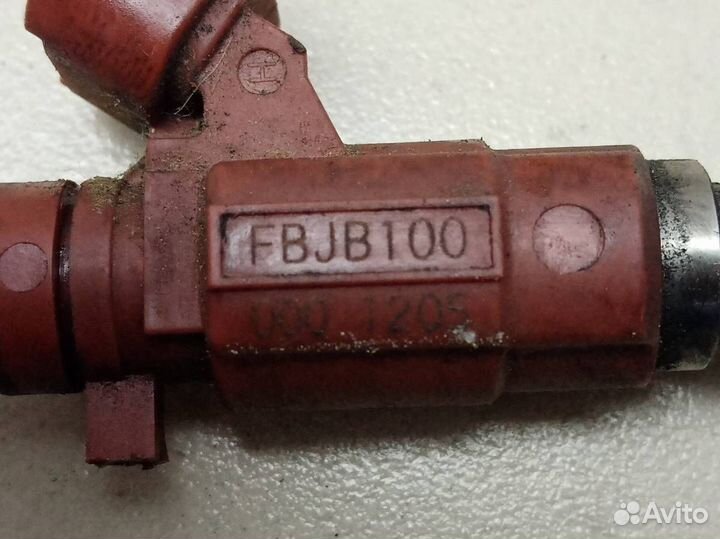 Форсунка инжекторная электрическая Nissan Almera N