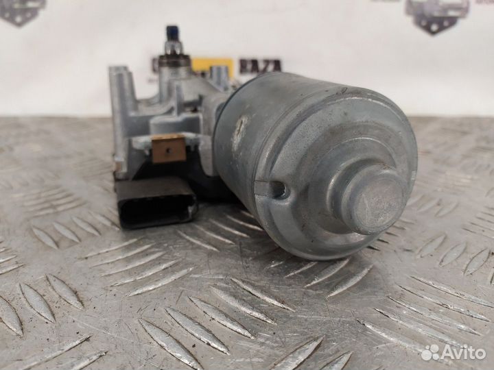 Моторчик стеклоочистителя передний