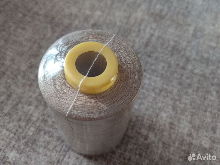 Нитки швейные бабины