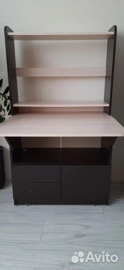 Компьютерный стол