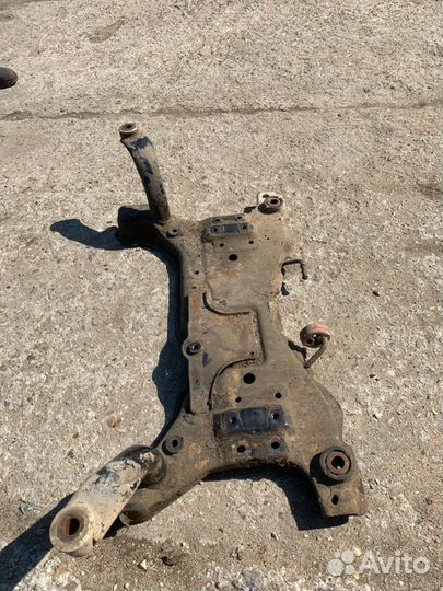 Подрамник передний Ford Focus 2 седан 1.6