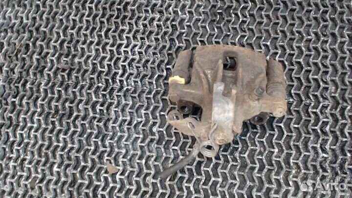 Суппорт Nissan Micra K11E, 2002