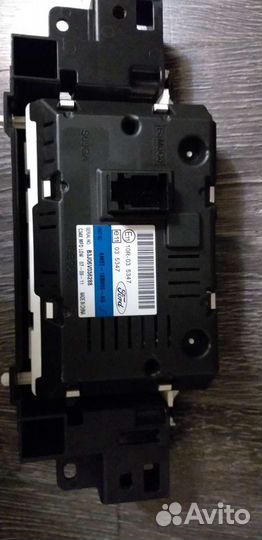 Штатное головное устройство на Ford focus 3