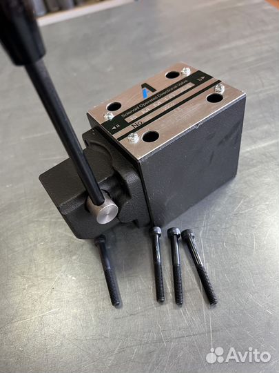 Гидрораспределитель вмм 10 44