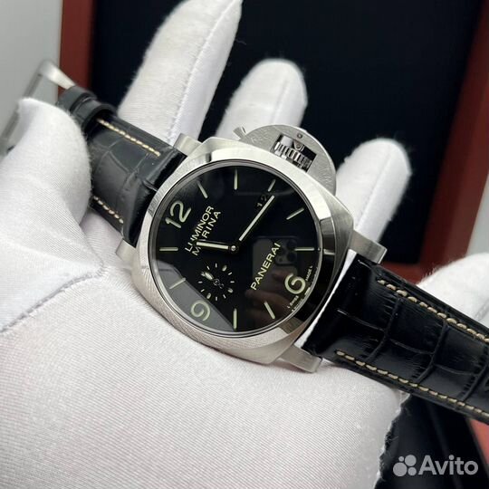 Часы Panerai Luminor Marina