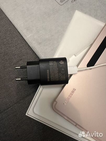 Sumsung galaxy tab tab s8 plus 5g