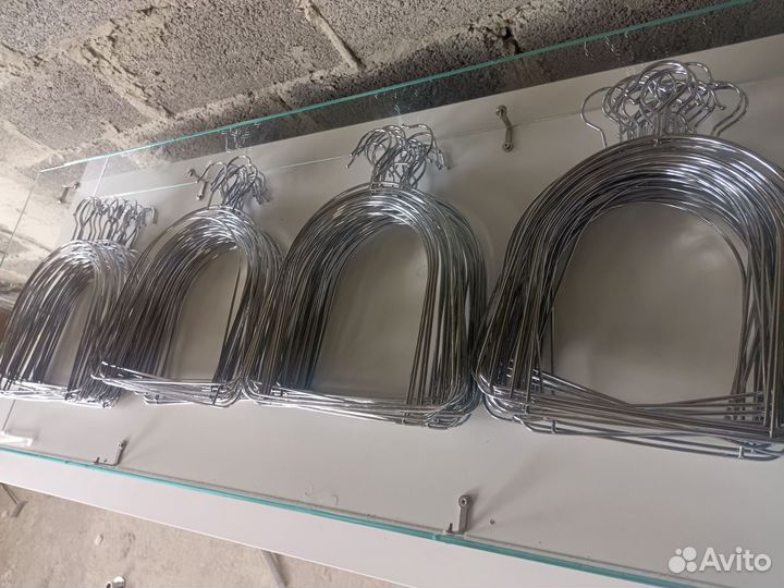 Вешалки, крючки