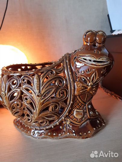 Горшок под цветы