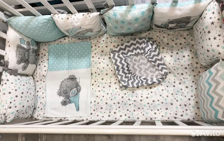 Бортики на детскую кроватку