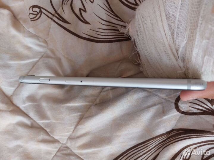 Телефон айфон 6s plus