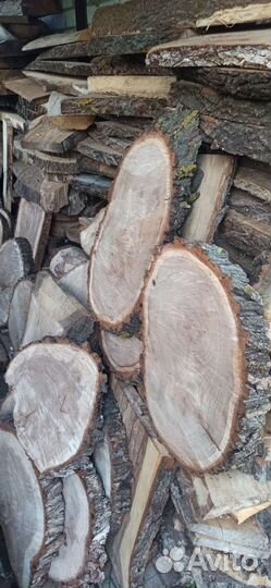 Спилы карагач и дуб