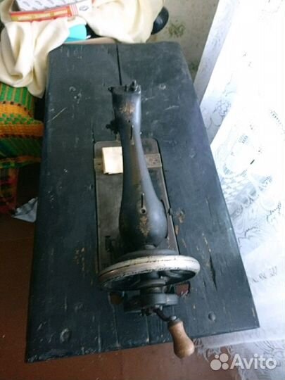 Швейная машинка Singer