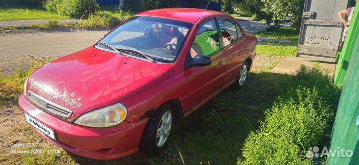 Kia Rio 1.5 AT, 2001, 221 296 км