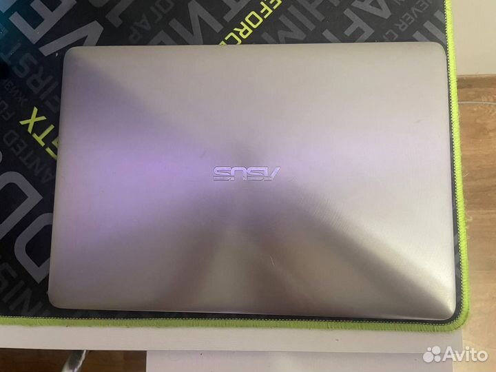 Ноутбук asus UX330U