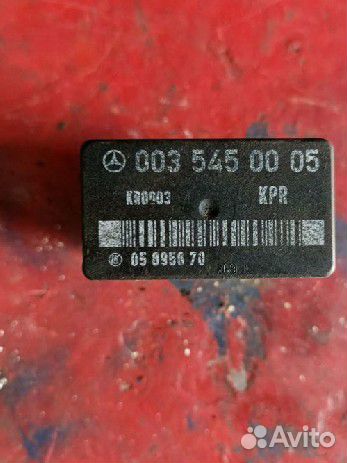 Реле бензонасоса Mercedes W124;W126 0035452405