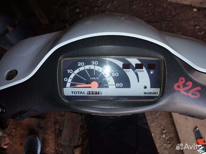 Скутер Suzuki Lets 2