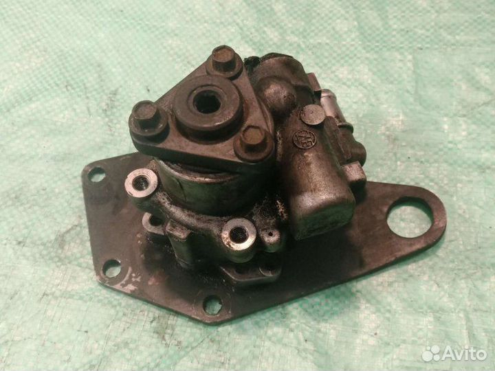 Насос гидроусилителя Land Rover Range Rover 2 P38A