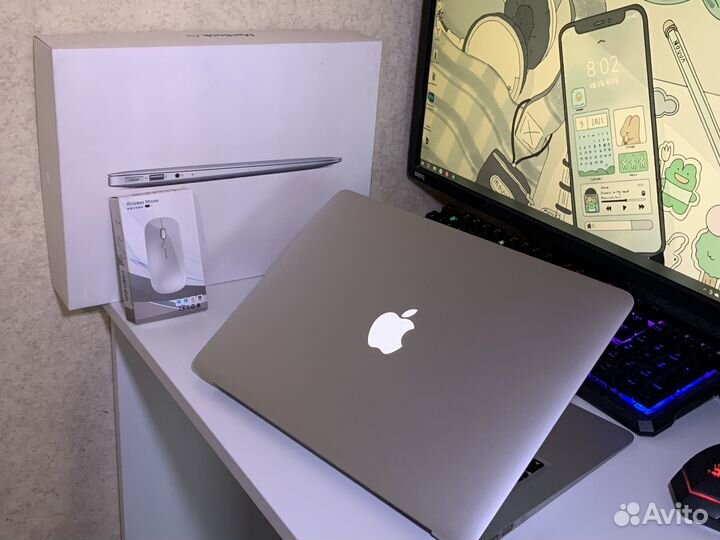 MacBook Air 13 / intel i5, SSD, полный комплект