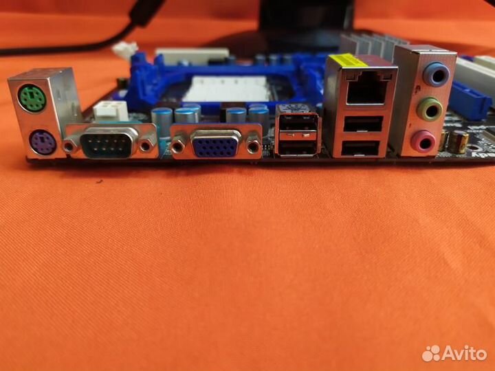 Материнская плата Asrock 960-Gs3 Fx на Am3+