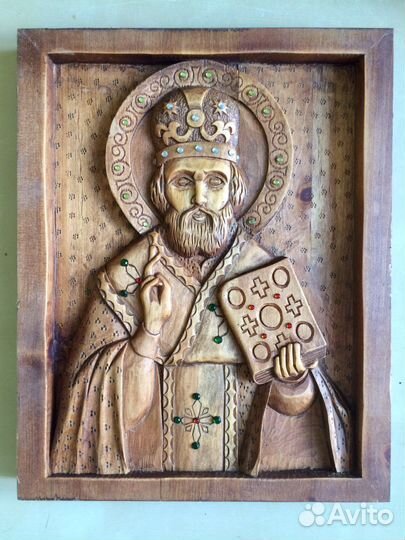 Резная деревянная икона Николай Чудотворец