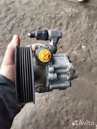 Насос гура для Мерседес E,S, GL,ML