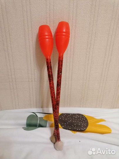 Булавы гимнастические