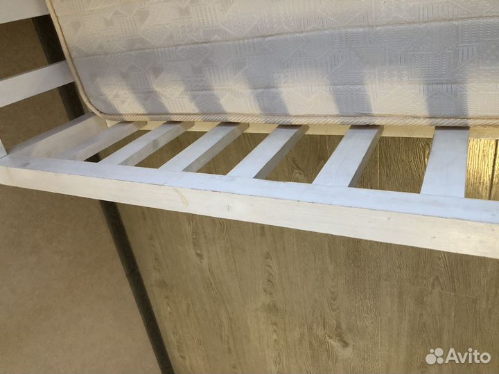 Детская кровать домик