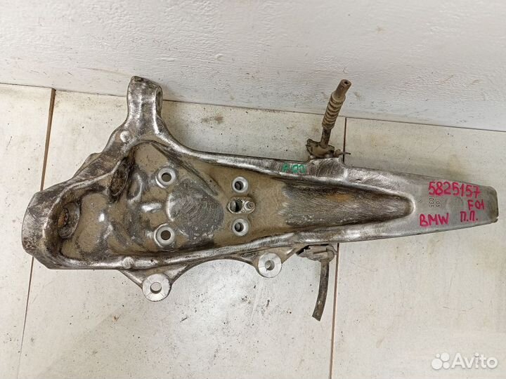 Кулак передний правый бмв