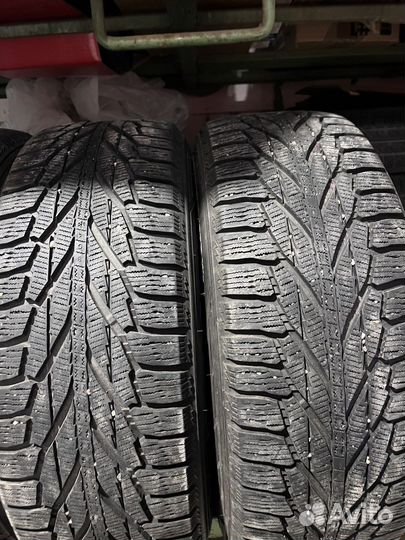 Nokian Tyres Hakkapeliitta R2 SUV 235/60 R18 107R