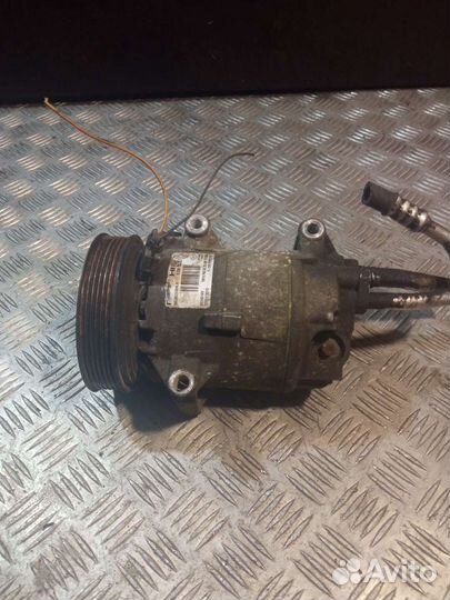 Компрессор кондиционера Renault 1.5DCI
