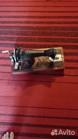 Швейная машинка